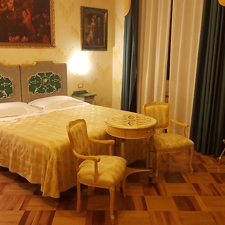 Hotel La Rosetta Perugia Exterior photo